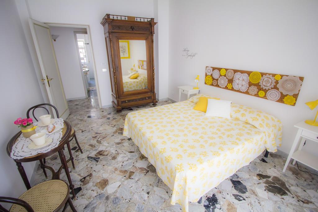 Bari Grand Central Apartment Exterior photo
